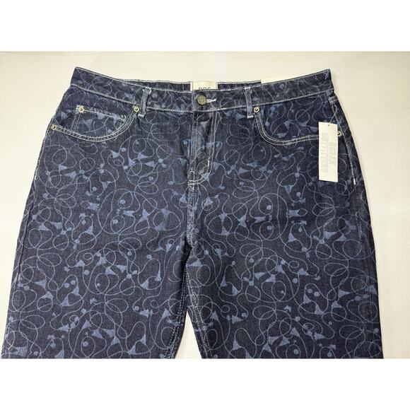 NWT BDG Urban Outfitters Women’s Floral Low Rise Flare Leg Jeans - Size 33x31 - Picture 3 of 11